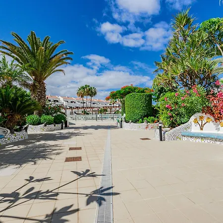 Apartman Parque Don Jose Poolside Retreat By Interhome