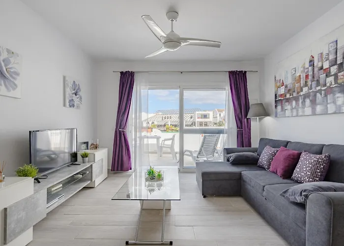 Parque Don Jose Poolside Retreat By Interhome