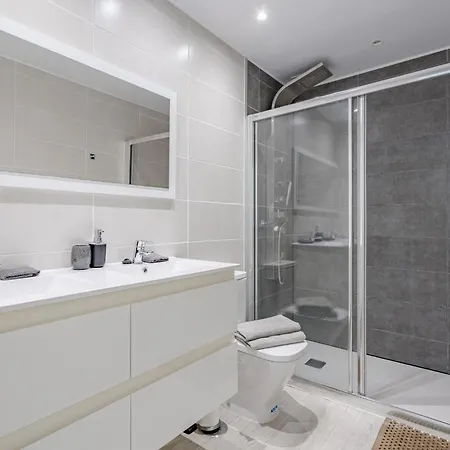 Апартаменты Parque Don Jose Poolside Retreat By Interhome *
