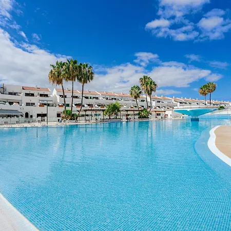 Parque Don Jose Poolside Retreat By Interhome Коста-дель-Силенцио