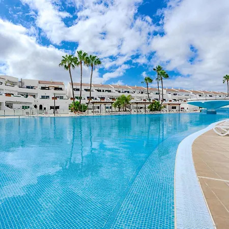 Appartamento Parque Don Jose Poolside Retreat By Interhome