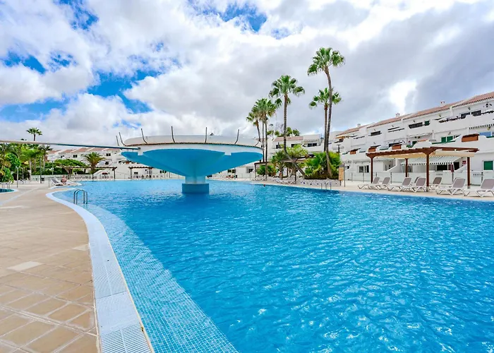 Parque Don Jose Poolside Retreat By Interhome Apartmán