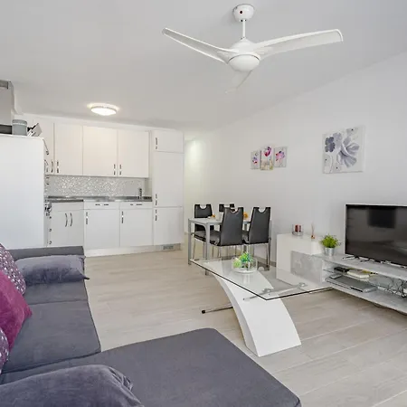 Parque Don Jose Poolside Retreat By Interhome * Costa Del Silencio