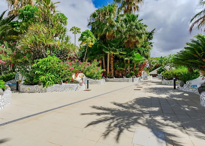 Parque Don Jose Poolside Retreat By Interhome Lägenhet